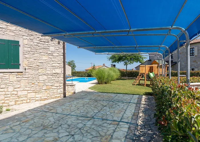 Mediterrane Mit Privatpool, Grill, Tischtennis Und Unweit Des Radwegs Parenzana * Vižinada